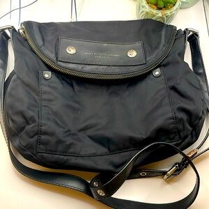 Marc Jacobs Crossbody purse (000222)